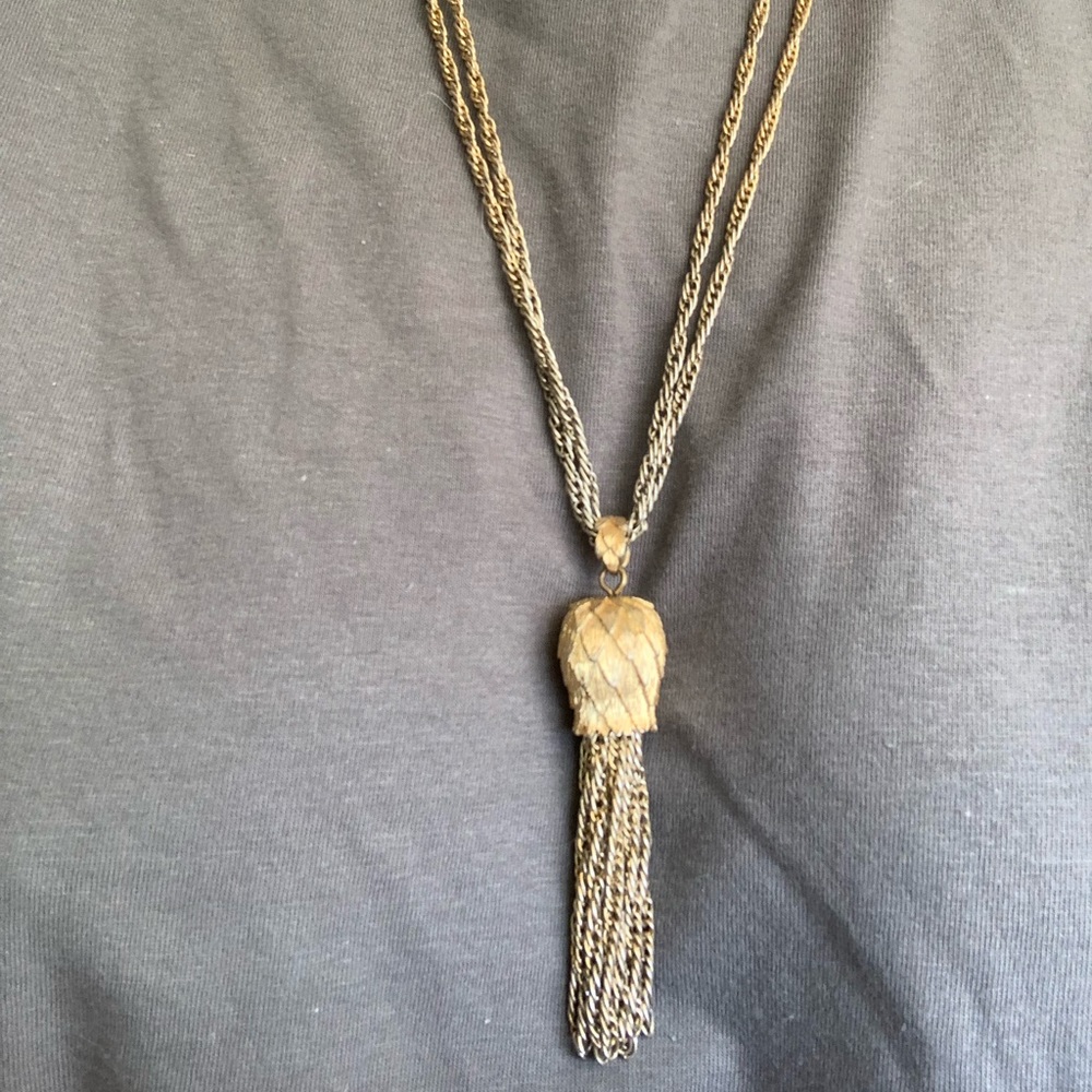 Gold pineapple necklace